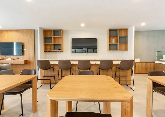 Of Tezal | 3br Arch Views, Pools, Sleeps 8