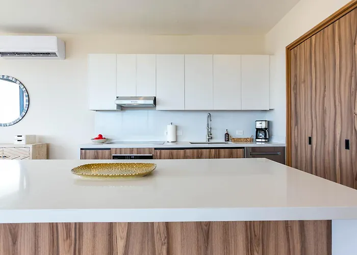 Of Tezal | 3br Arch Views, Pools, Sleeps 8