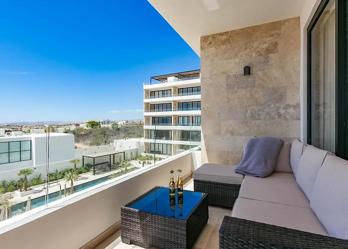Of Tezal | 3br Arch Views, Pools, Sleeps 8 Holiday home